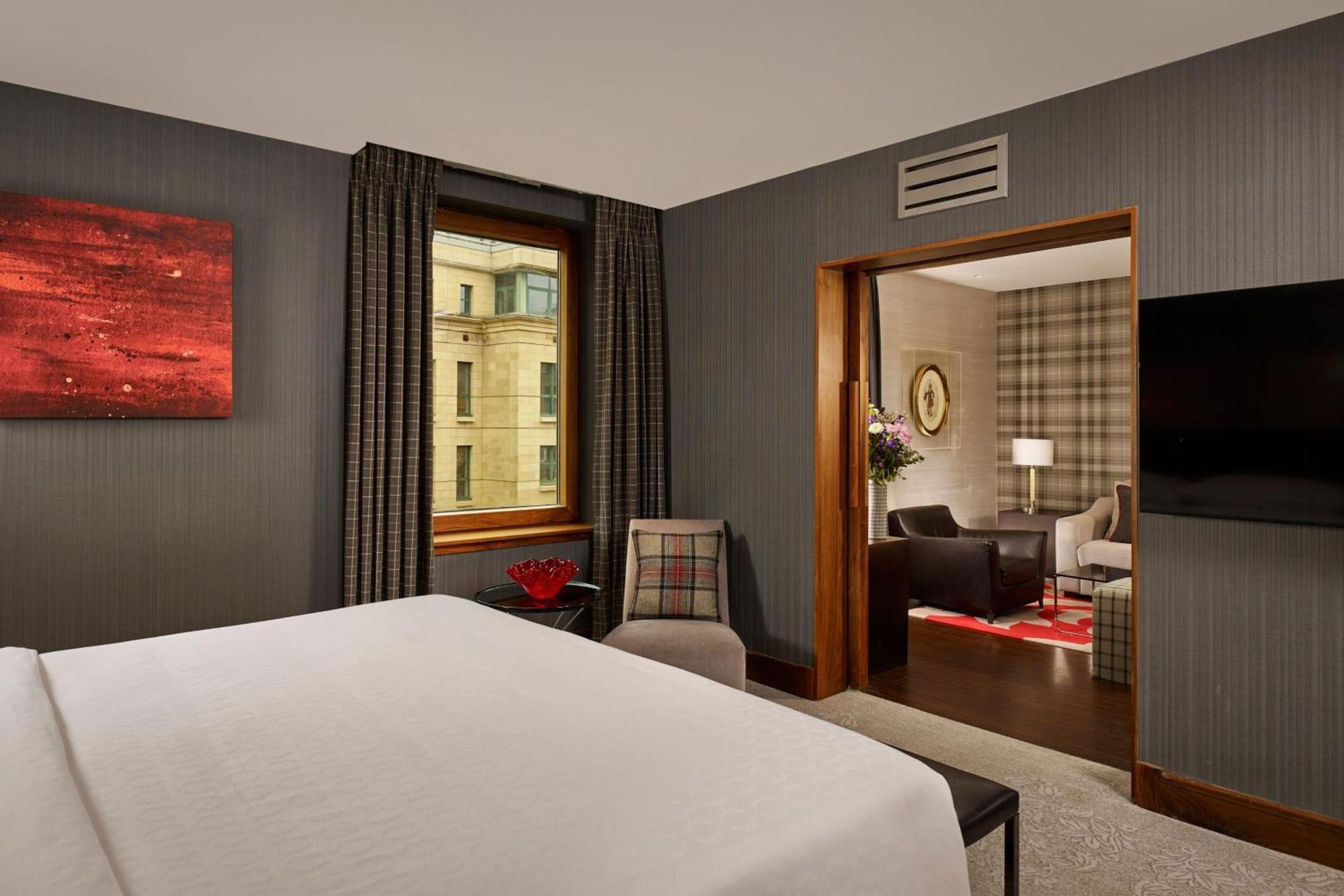 Sheraton Grand Hotel & Spa Edimburgo Esterno foto
